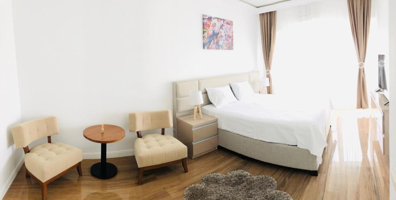 White Tower Mamaia Apartament エクステリア 写真